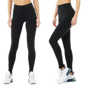 NWT Alo Yoga Black High-Waist Airbrush Legging - Size S